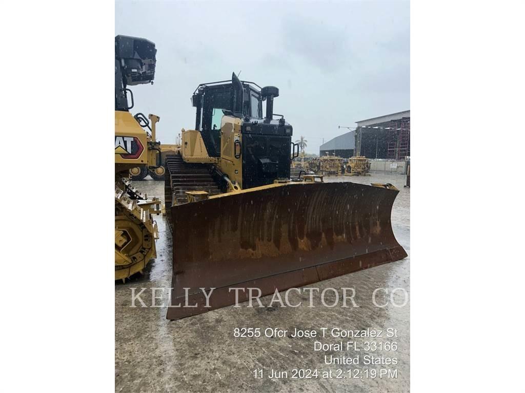 CAT D6 Гусеничні бульдозери