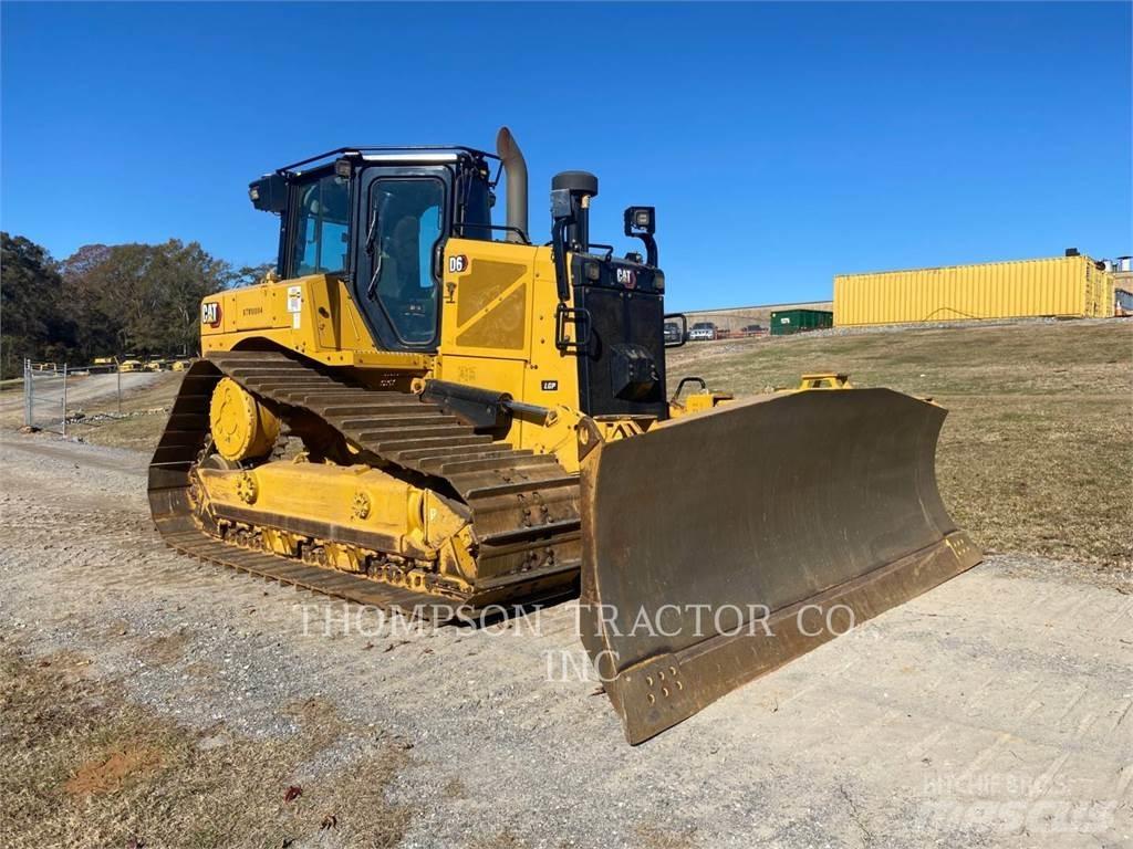 CAT D6 Гусеничні бульдозери