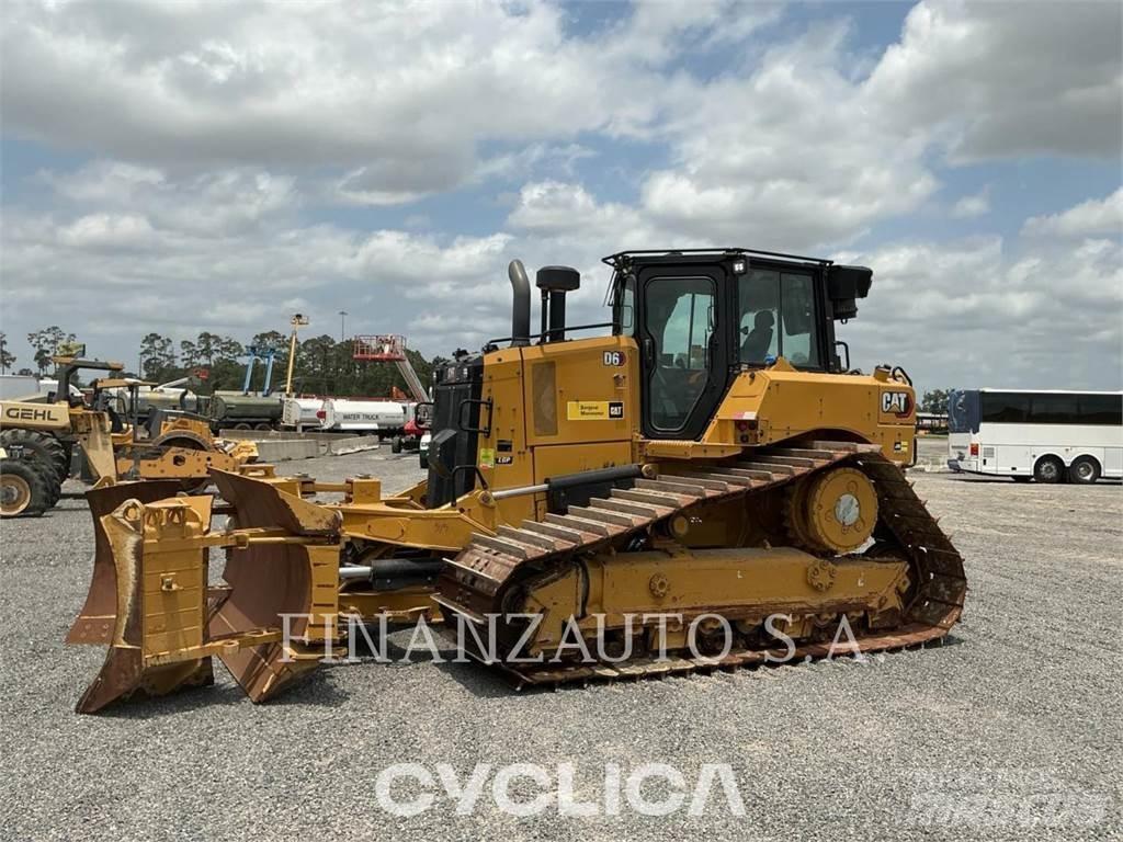 CAT D6 Гусеничні бульдозери