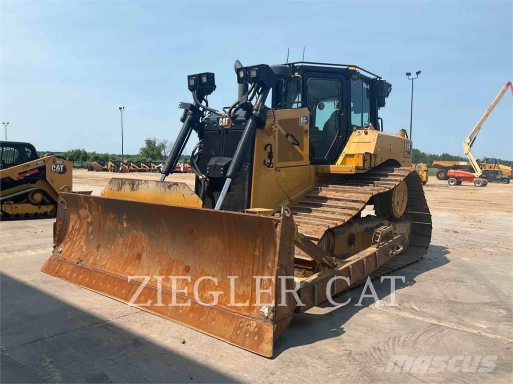CAT D6 Гусеничні бульдозери