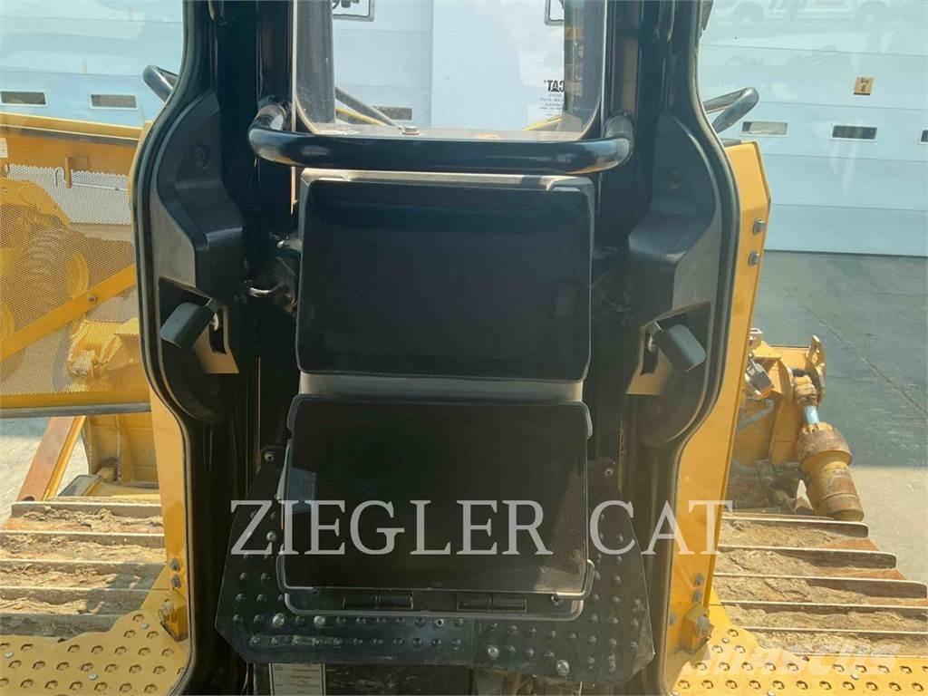 CAT D6 Гусеничні бульдозери