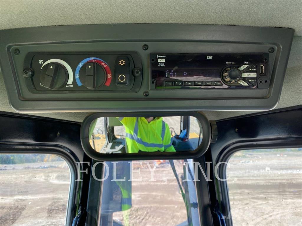 CAT D6-20 Гусеничні бульдозери