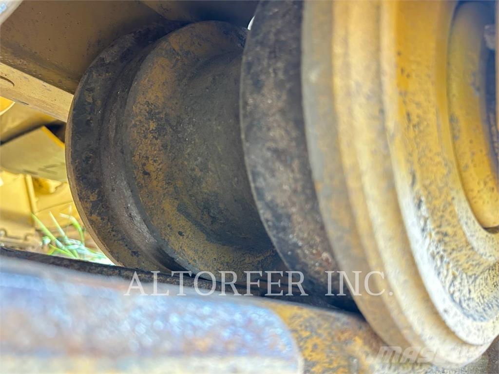 CAT D6-20XE SU Гусеничні бульдозери