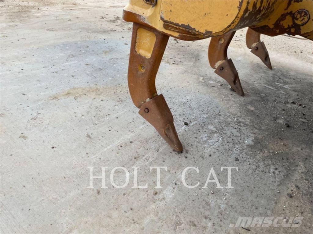 CAT D6 LGPVP3 Гусеничні бульдозери