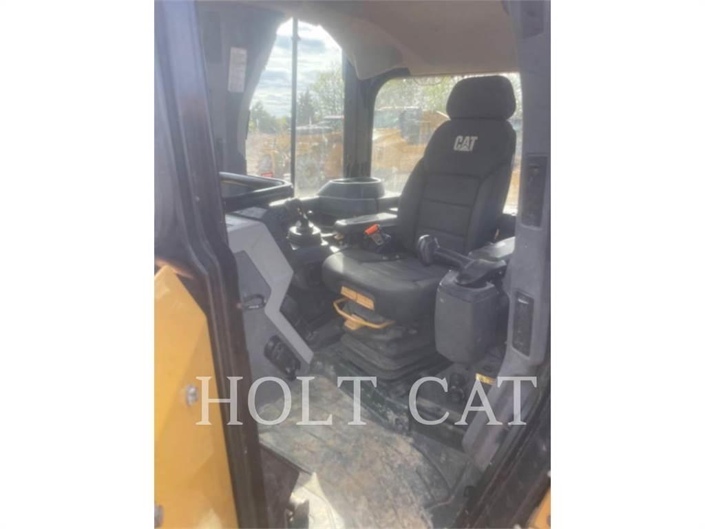 CAT D6 XELGP Гусеничні бульдозери