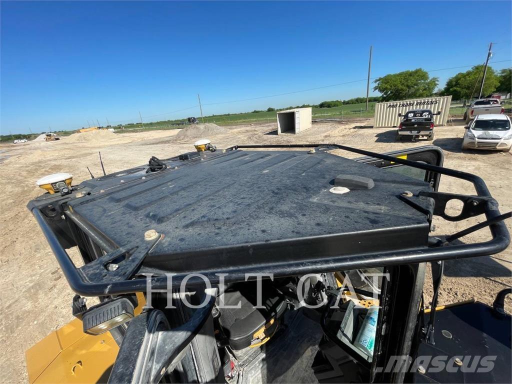 CAT D6 XEVP Гусеничні бульдозери