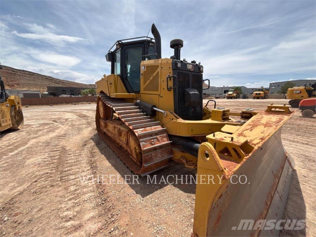 CAT D6 XL VP Гусеничні бульдозери