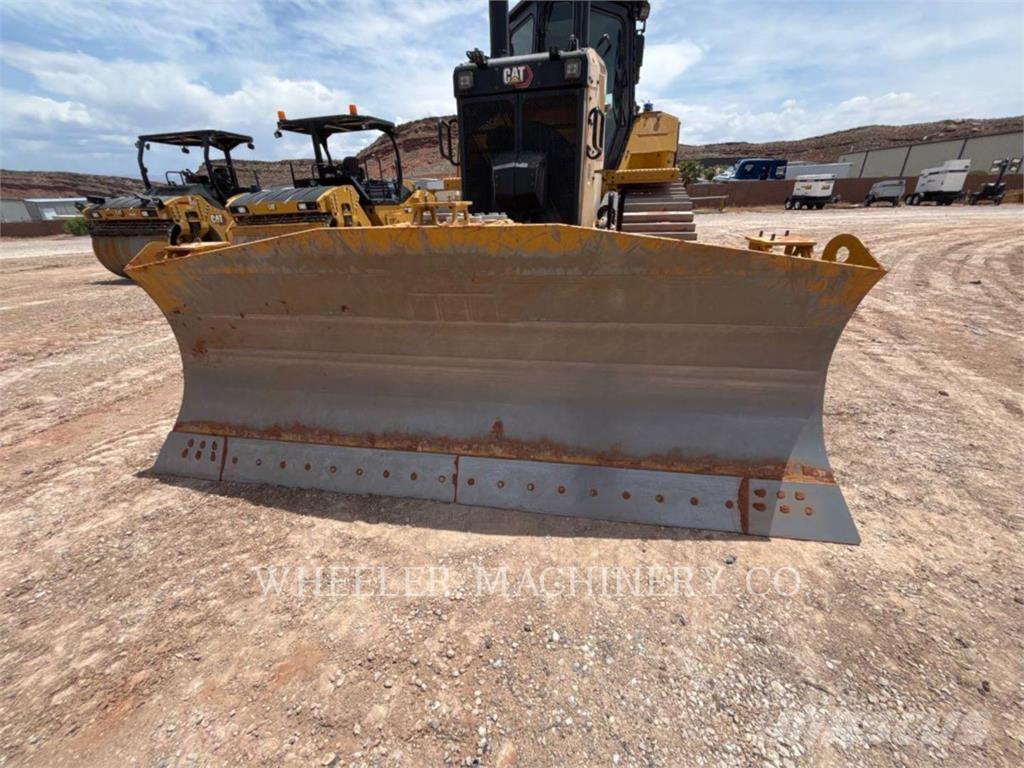CAT D6 XL VP Гусеничні бульдозери
