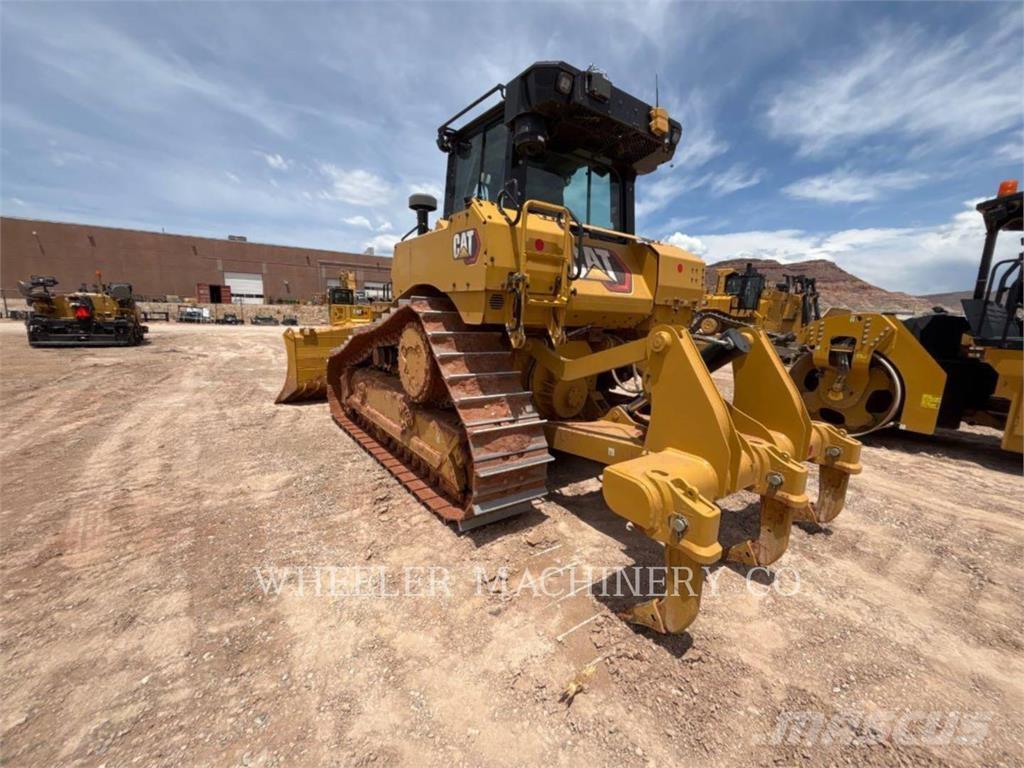 CAT D6 XL VP Гусеничні бульдозери