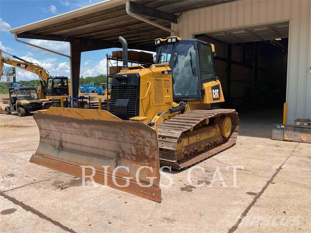 CAT D6K2LGP Гусеничні бульдозери