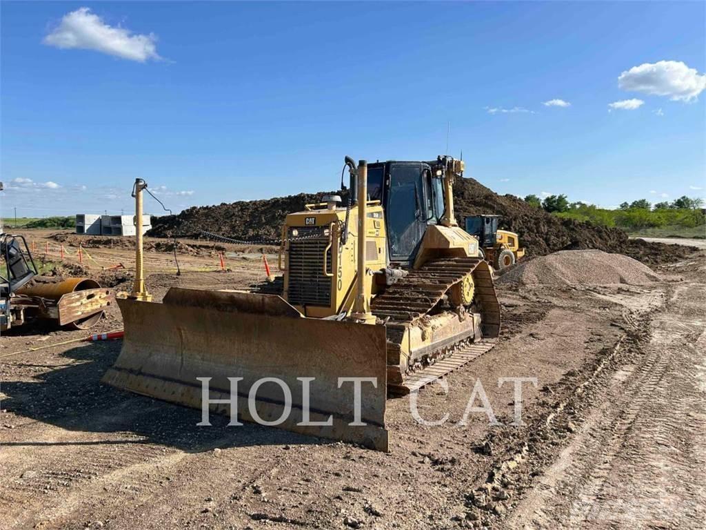 CAT D6N Гусеничні бульдозери