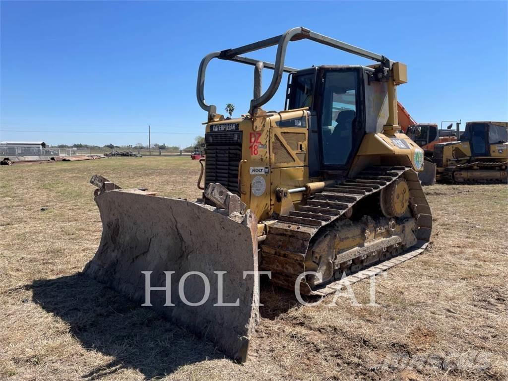 CAT D6N Гусеничні бульдозери