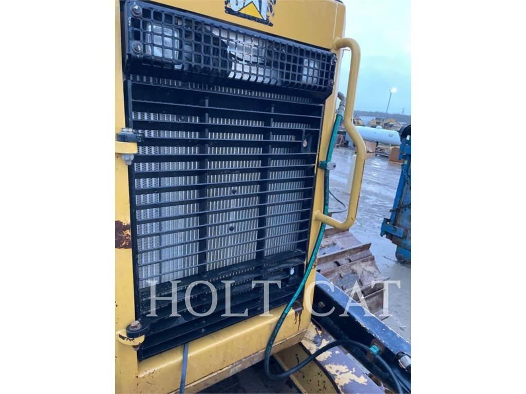 CAT D6N LAND Гусеничні бульдозери