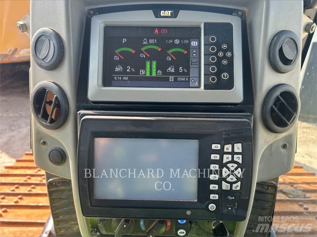 CAT D6N LGP Гусеничні бульдозери