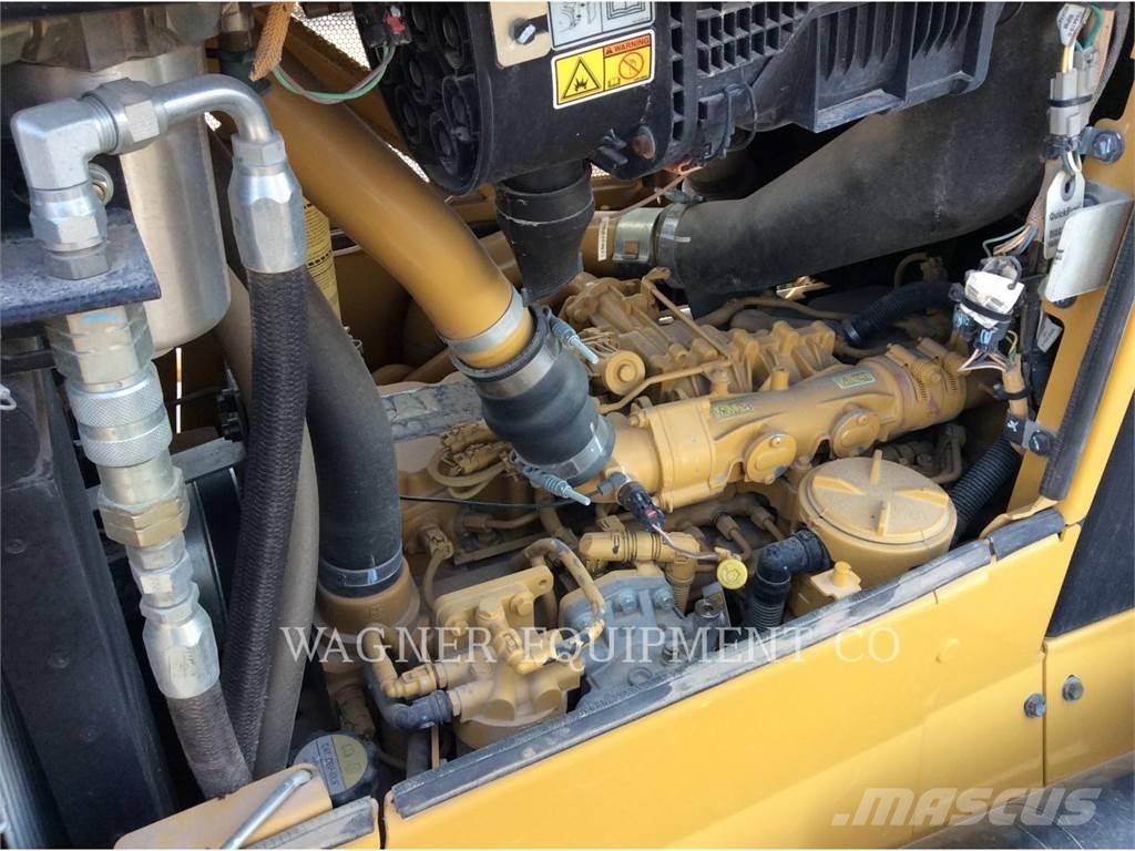 CAT D6N LGP PL Гусеничні бульдозери