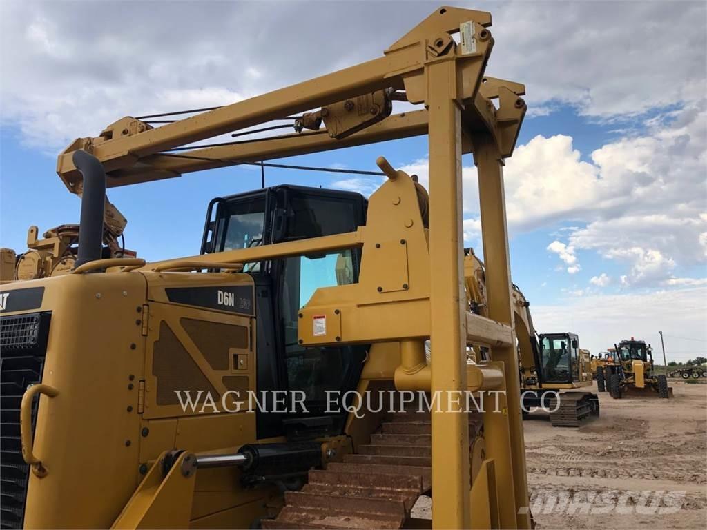 CAT D6N LGP PL Гусеничні бульдозери