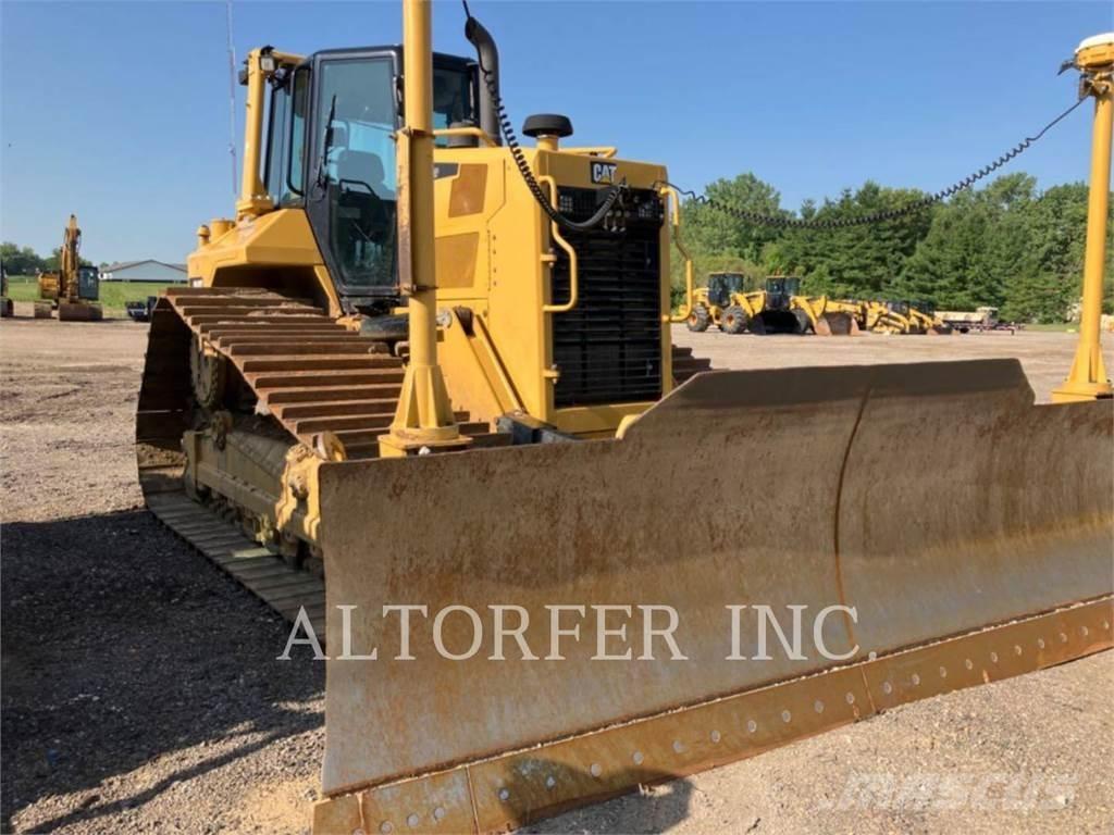 CAT D6N LGP R Гусеничні бульдозери