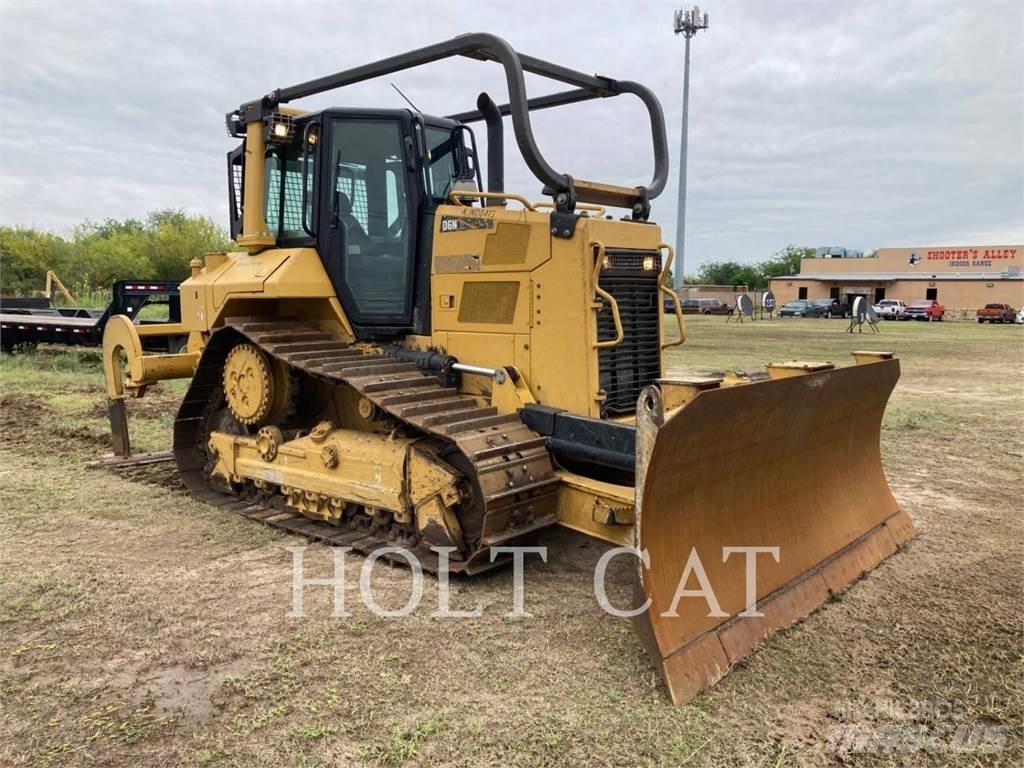 CAT D6N XL Гусеничні бульдозери
