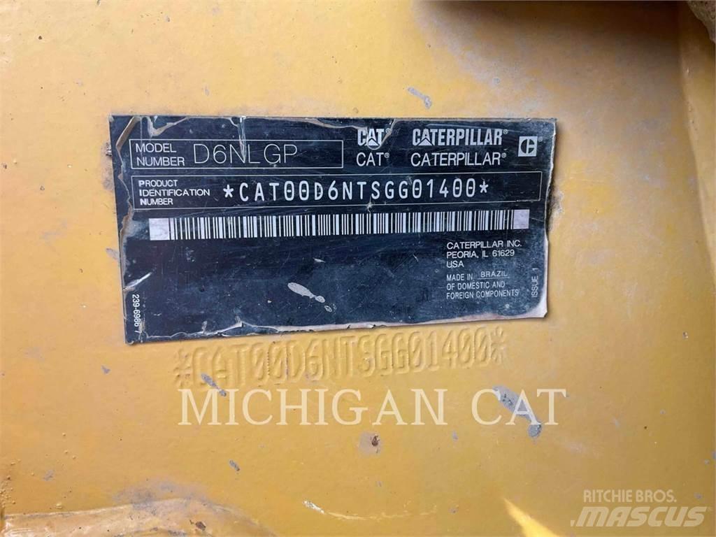 CAT D6NL AHZ24F Гусеничні бульдозери
