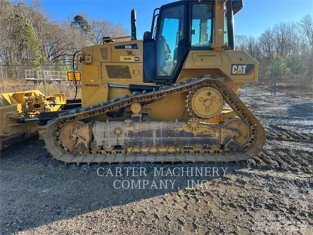 CAT D6NLGP Гусеничні бульдозери