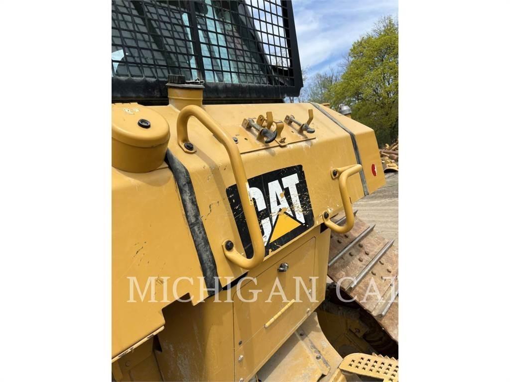 CAT D6NLGP Гусеничні бульдозери