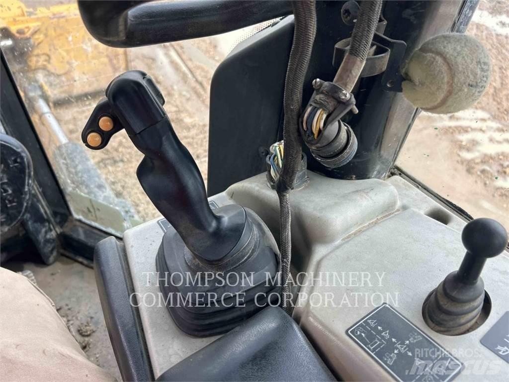 CAT D6NLGP Гусеничні бульдозери