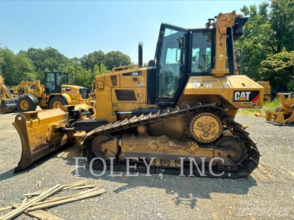 CAT D6NXL Гусеничні бульдозери