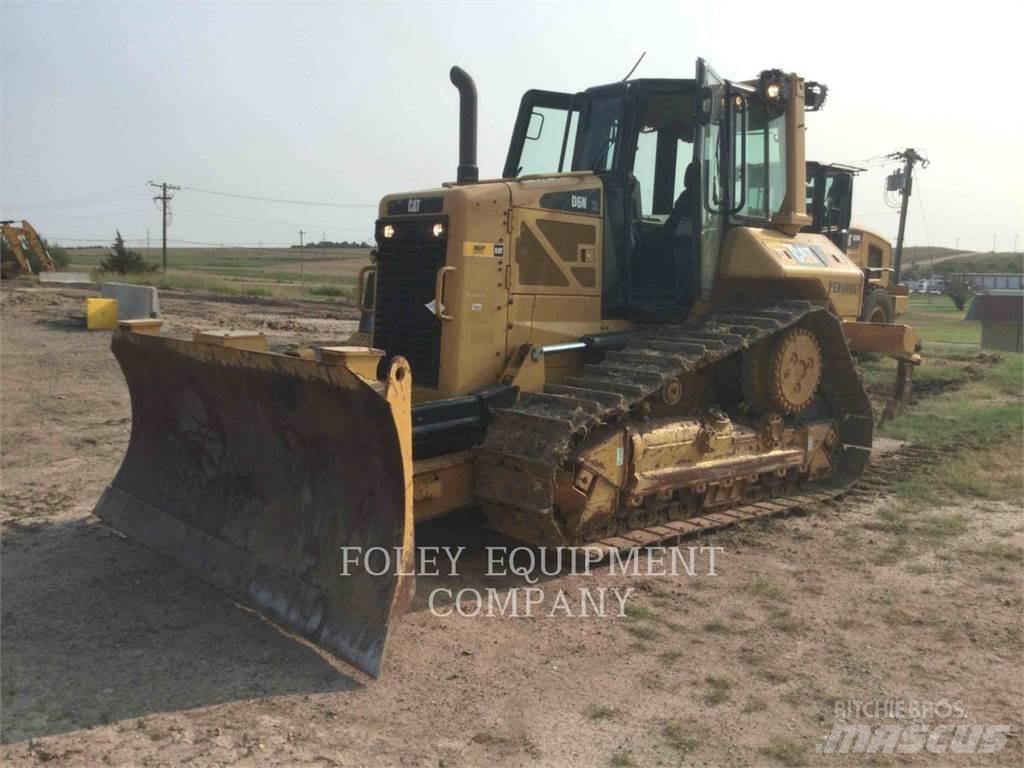 CAT D6NXL Гусеничні бульдозери