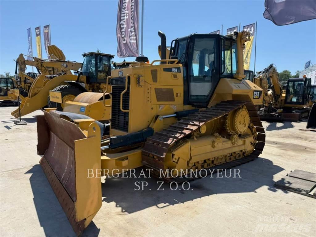 CAT D6NXL Гусеничні бульдозери