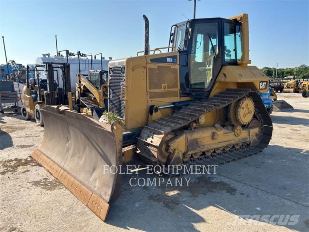 CAT D6NXL Гусеничні бульдозери