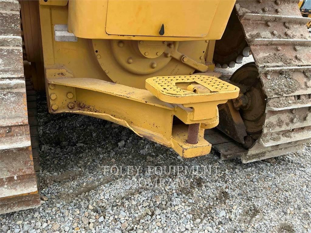 CAT D6NXL Гусеничні бульдозери