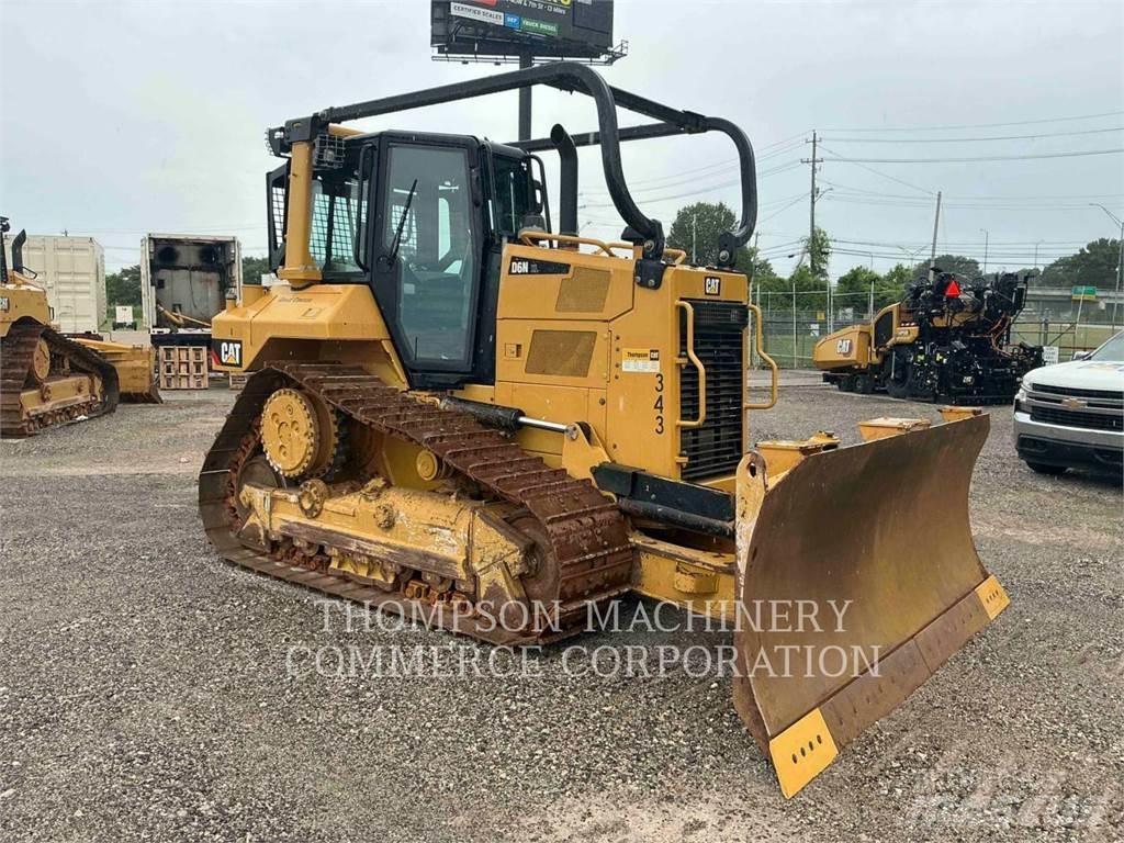 CAT D6NXL Гусеничні бульдозери