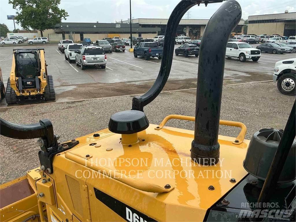 CAT D6NXL Гусеничні бульдозери