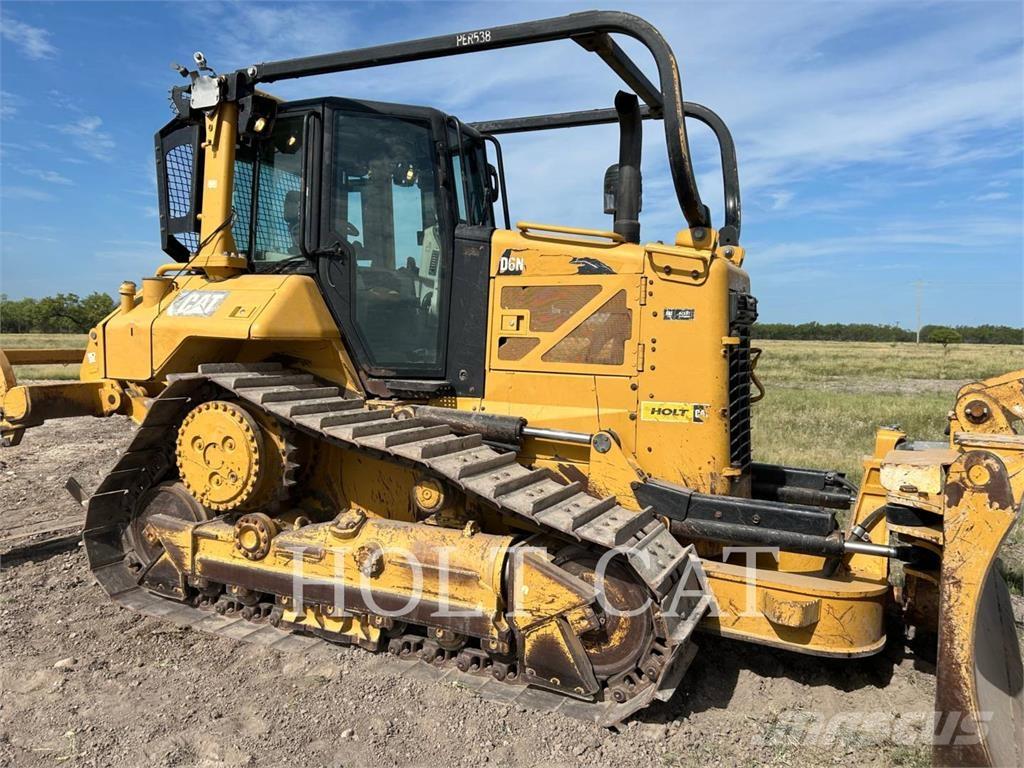 CAT D6NXL Гусеничні бульдозери