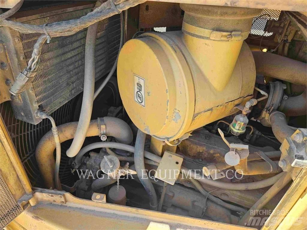 CAT D6R XL DS Гусеничні бульдозери