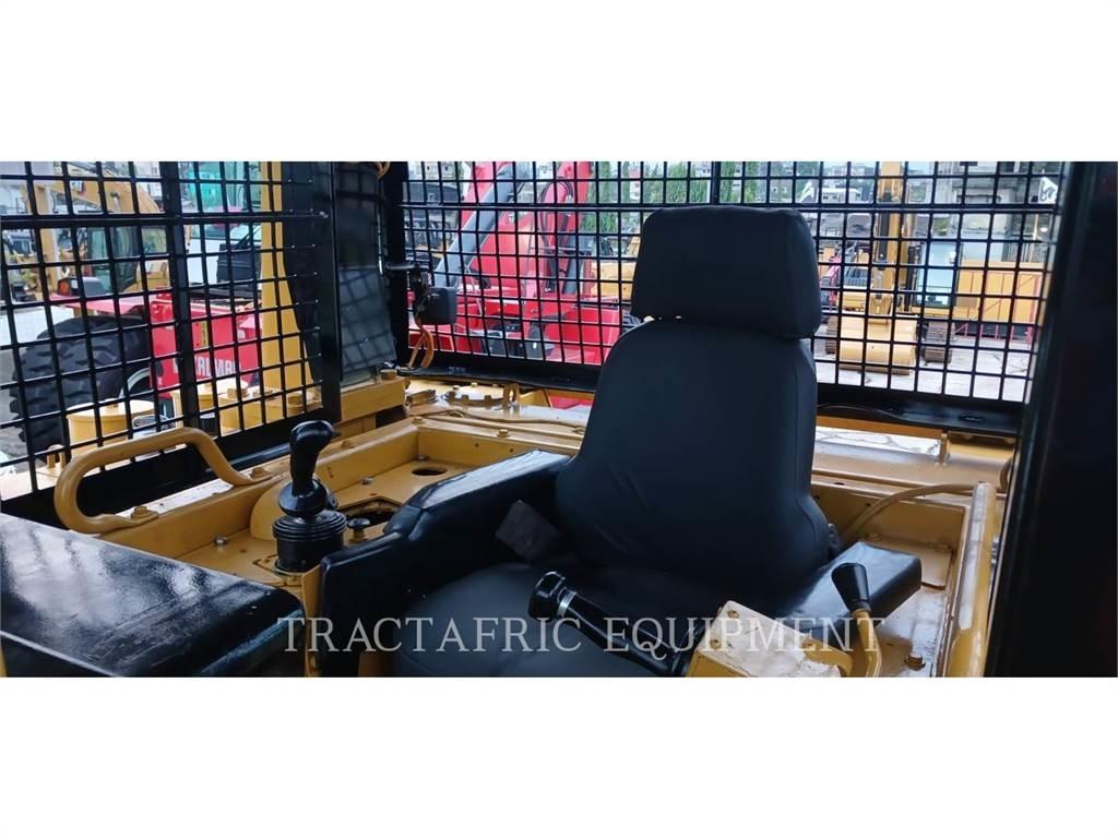 CAT D6RXL Гусеничні бульдозери