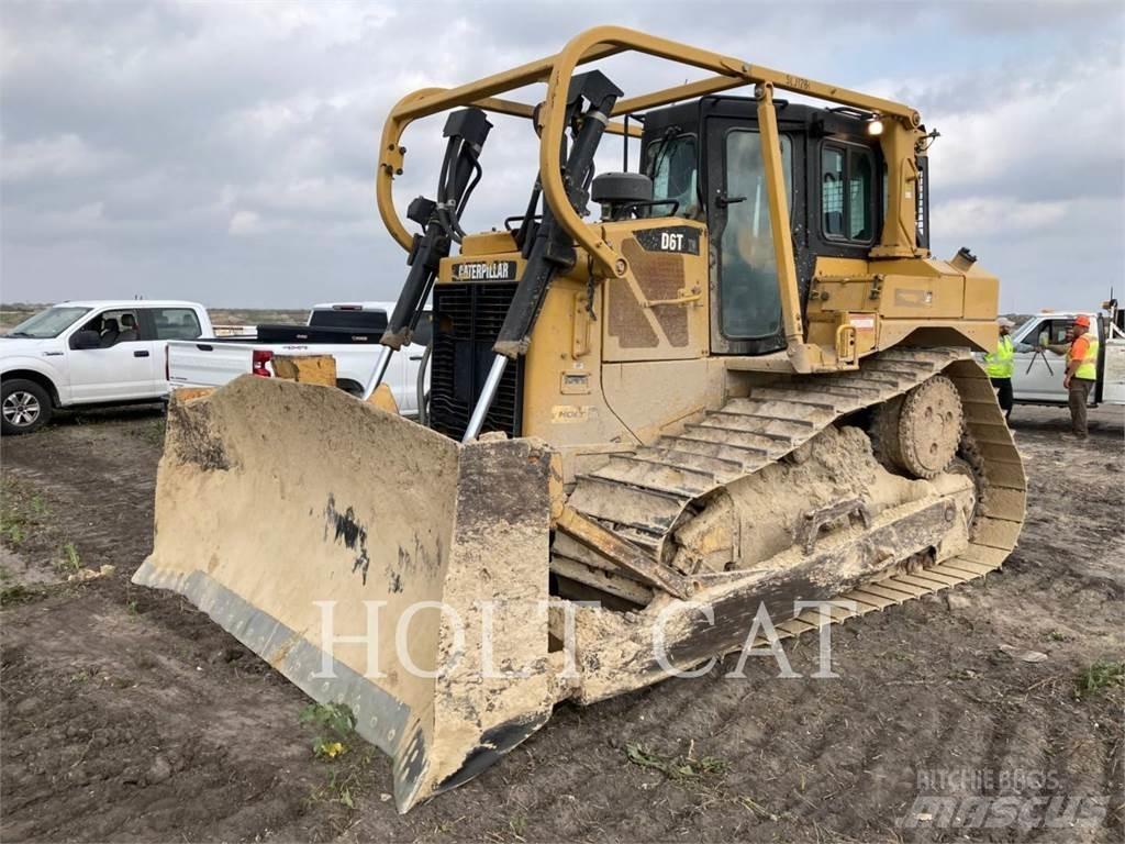 CAT D6T Гусеничні бульдозери
