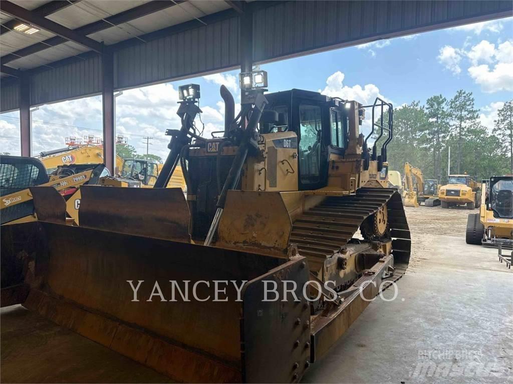 CAT D6T Гусеничні бульдозери