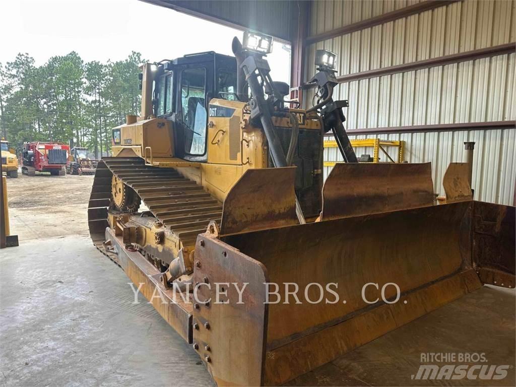 CAT D6T Гусеничні бульдозери