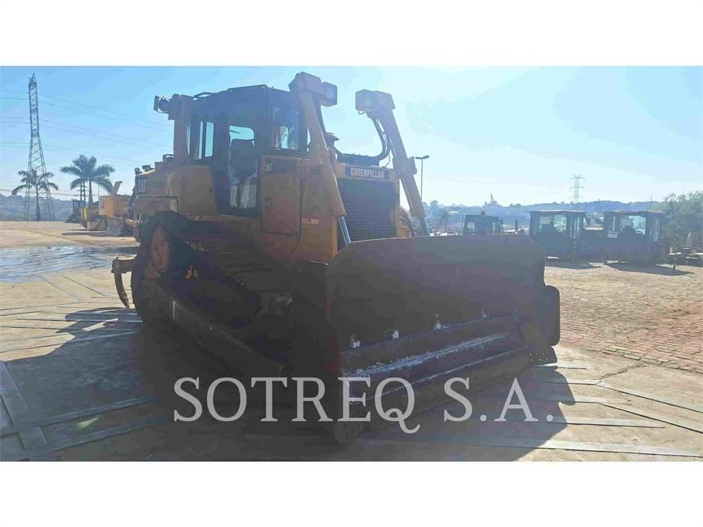 CAT D6T Гусеничні бульдозери