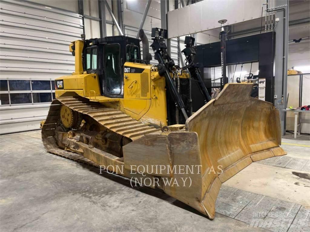 CAT D6T Гусеничні бульдозери