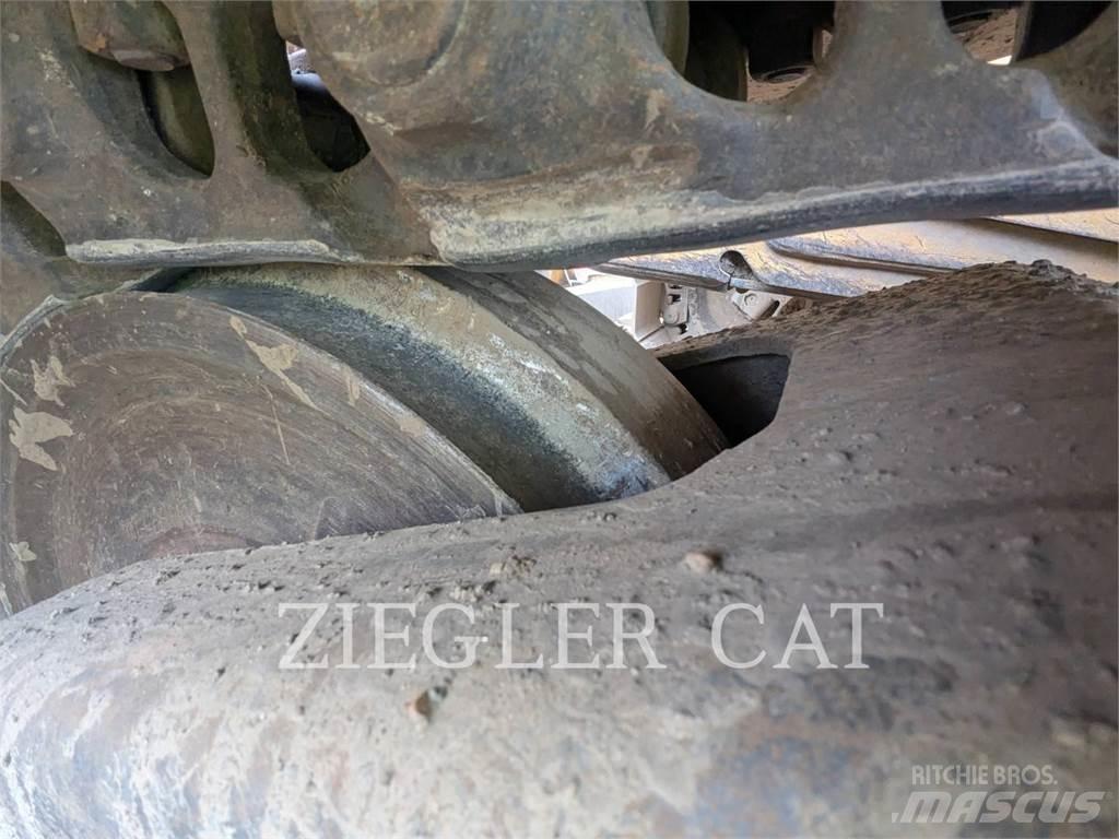 CAT D6T Гусеничні бульдозери
