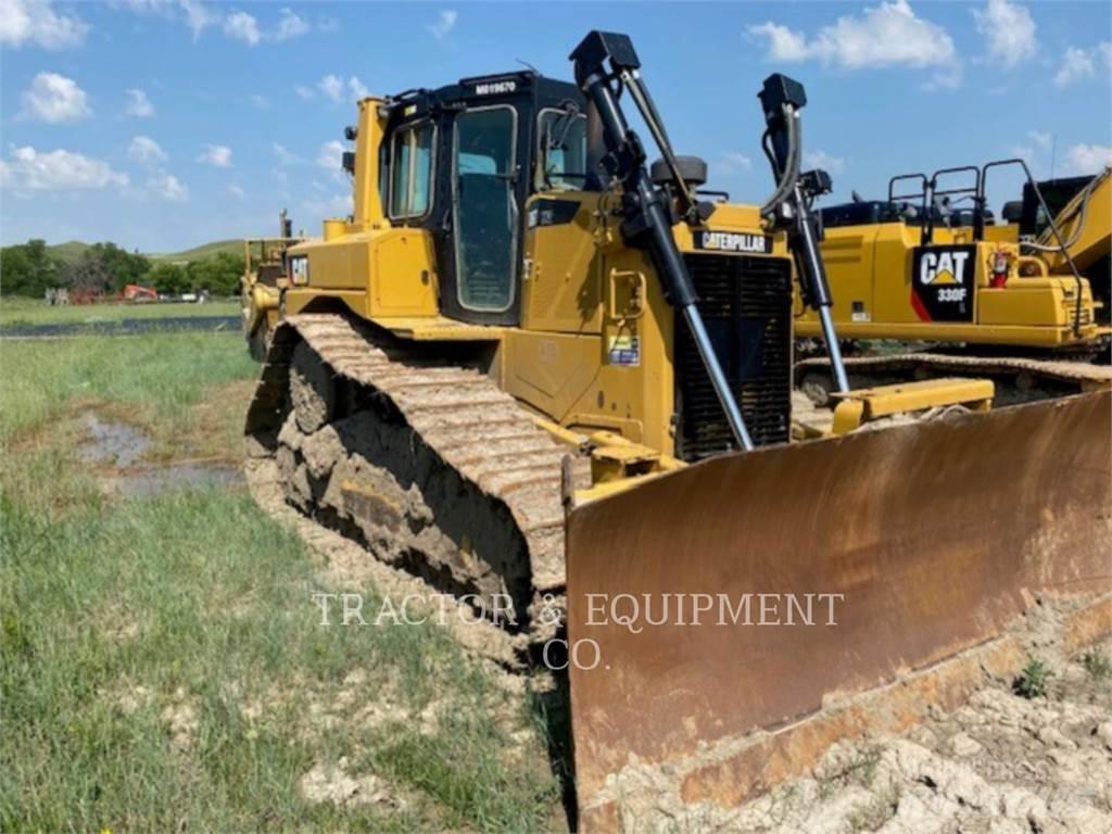 CAT D6T Гусеничні бульдозери