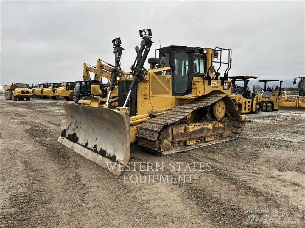 CAT D6T Гусеничні бульдозери