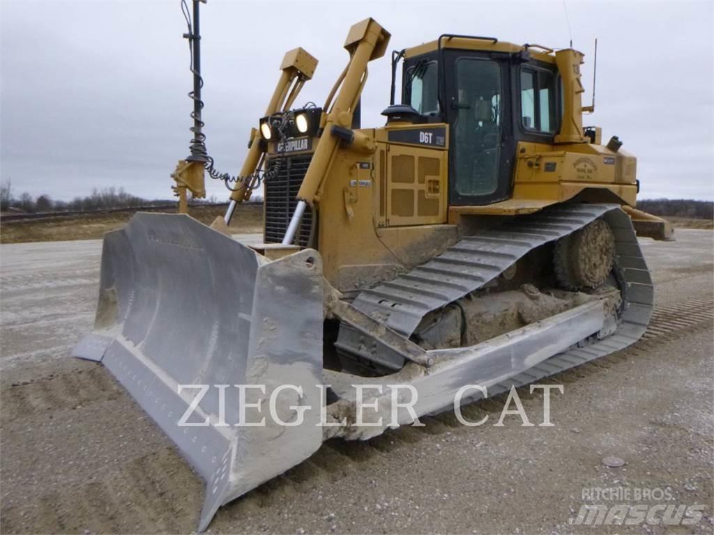 CAT D6T Гусеничні бульдозери