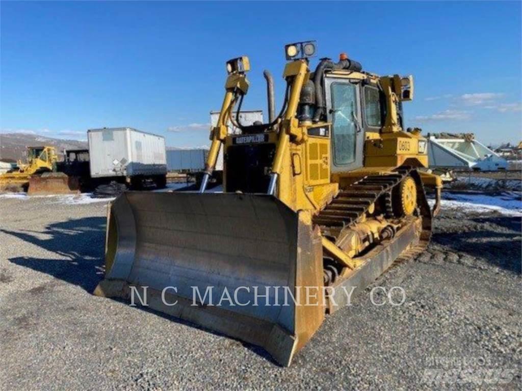 CAT D6T Гусеничні бульдозери