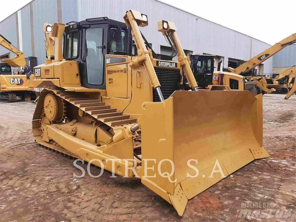 CAT D6T Гусеничні бульдозери