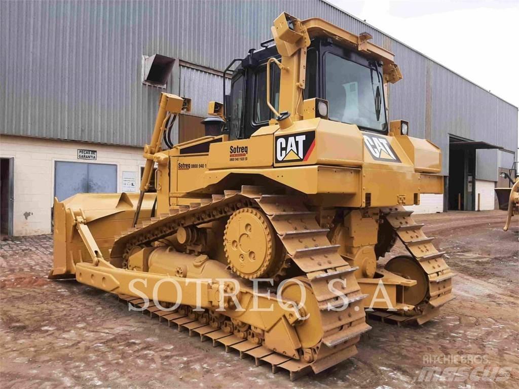 CAT D6T Гусеничні бульдозери