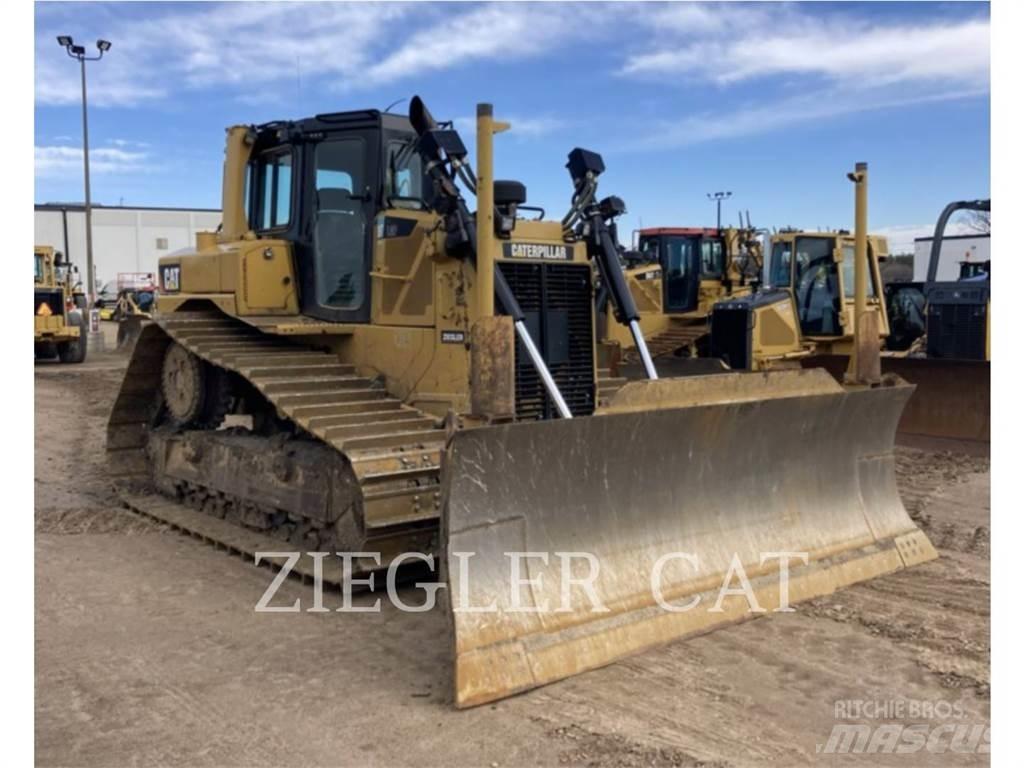 CAT D6T Гусеничні бульдозери