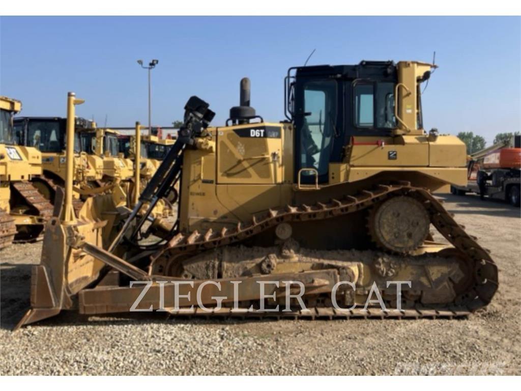 CAT D6T Гусеничні бульдозери